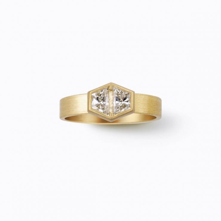 Trapezoid Ring